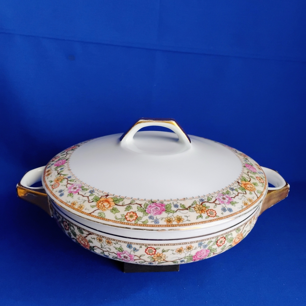 Vintage FAMAG Tureen w/Lid Bavaria Fine Porcelain